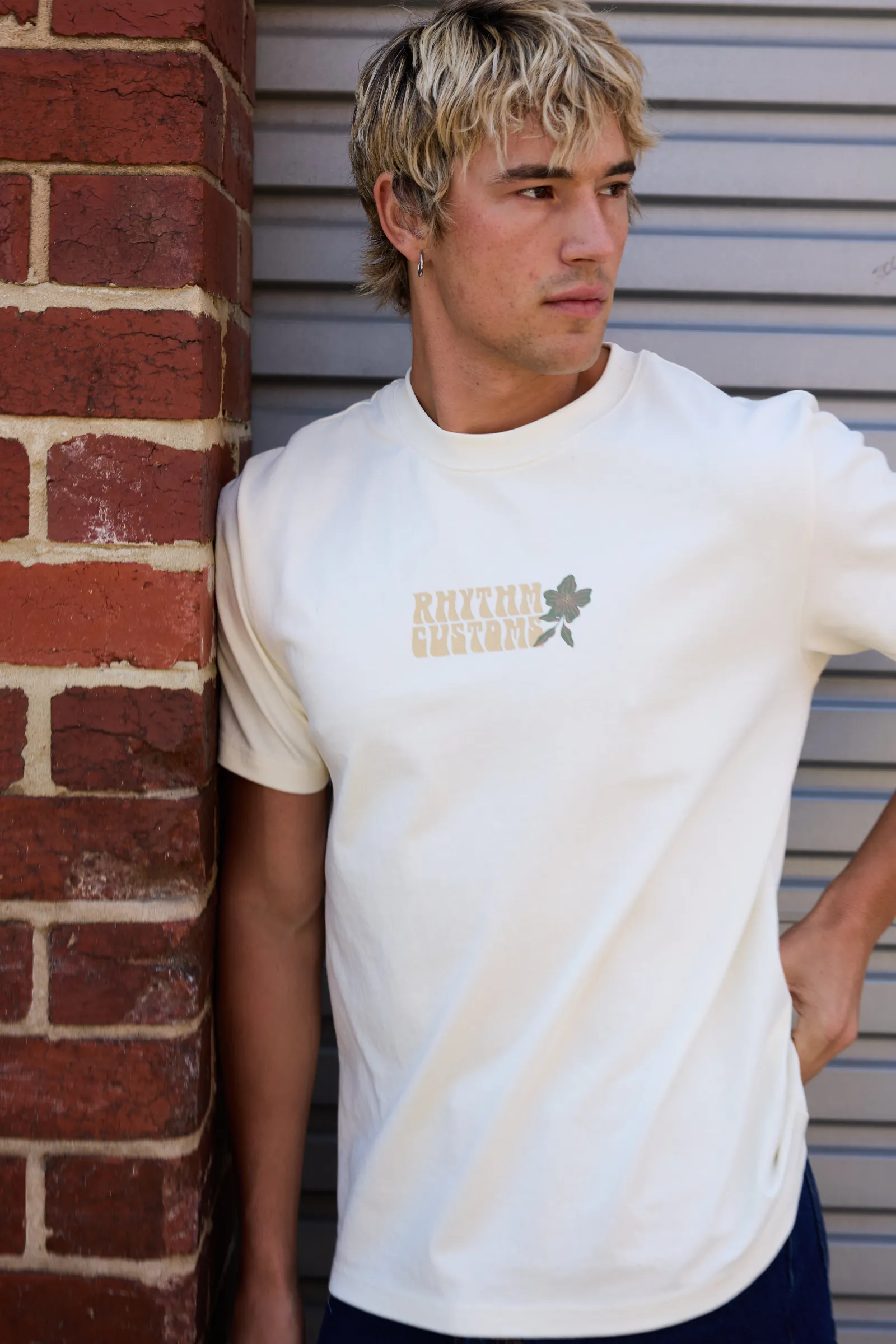 Rhythm Livin Blossom Vintage Ss T-Shirt- T-shirts