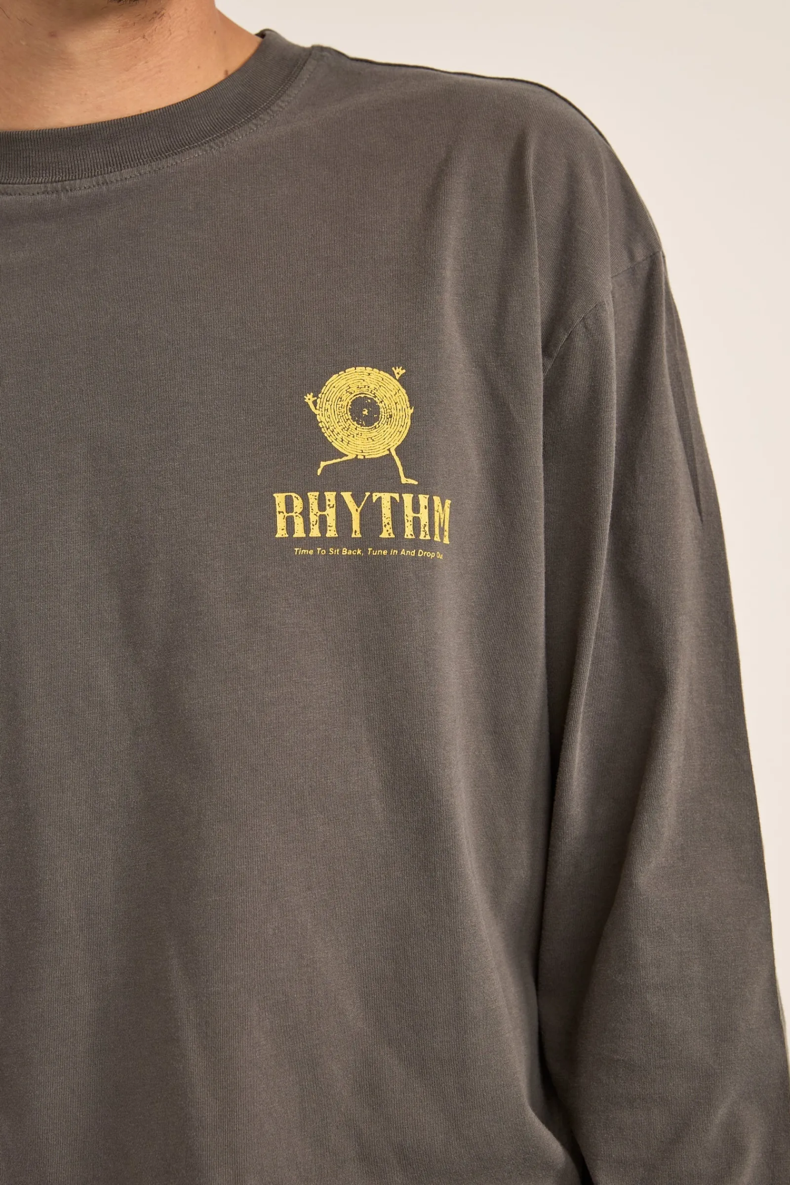 Rhythm Livin Record Vintage Ls T-Shirt Vinatge Black- T-shirts